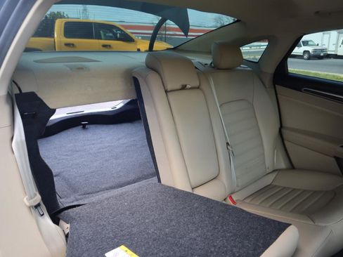 Used 2016 Ford Fusion SE w/ Equipment Group 202A image 44