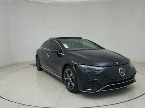 Used 2023 Mercedes-Benz EQE 500 4MATIC Sedan image 66