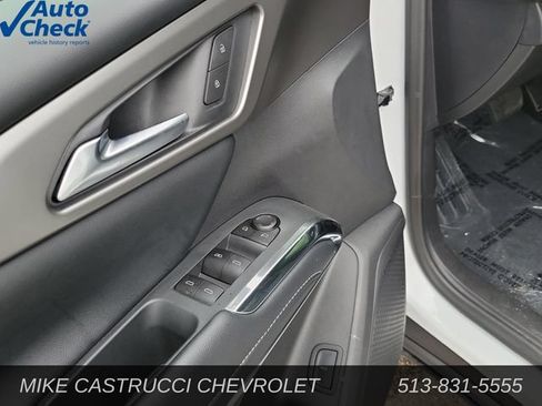 Used 2026 Chevrolet Traverse LT AWD/4WD image 19
