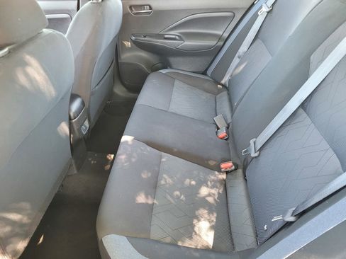 Used 2023 Nissan Versa SV FWD image 10