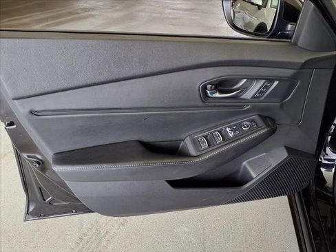 Used 2023 Honda Accord Sport image 11