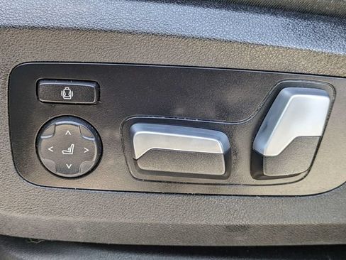 Used 2023 BMW X5 xDrive40i AWD/4WD image 25
