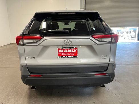 Used 2025 Toyota RAV4 XLE AWD/4WD image 4