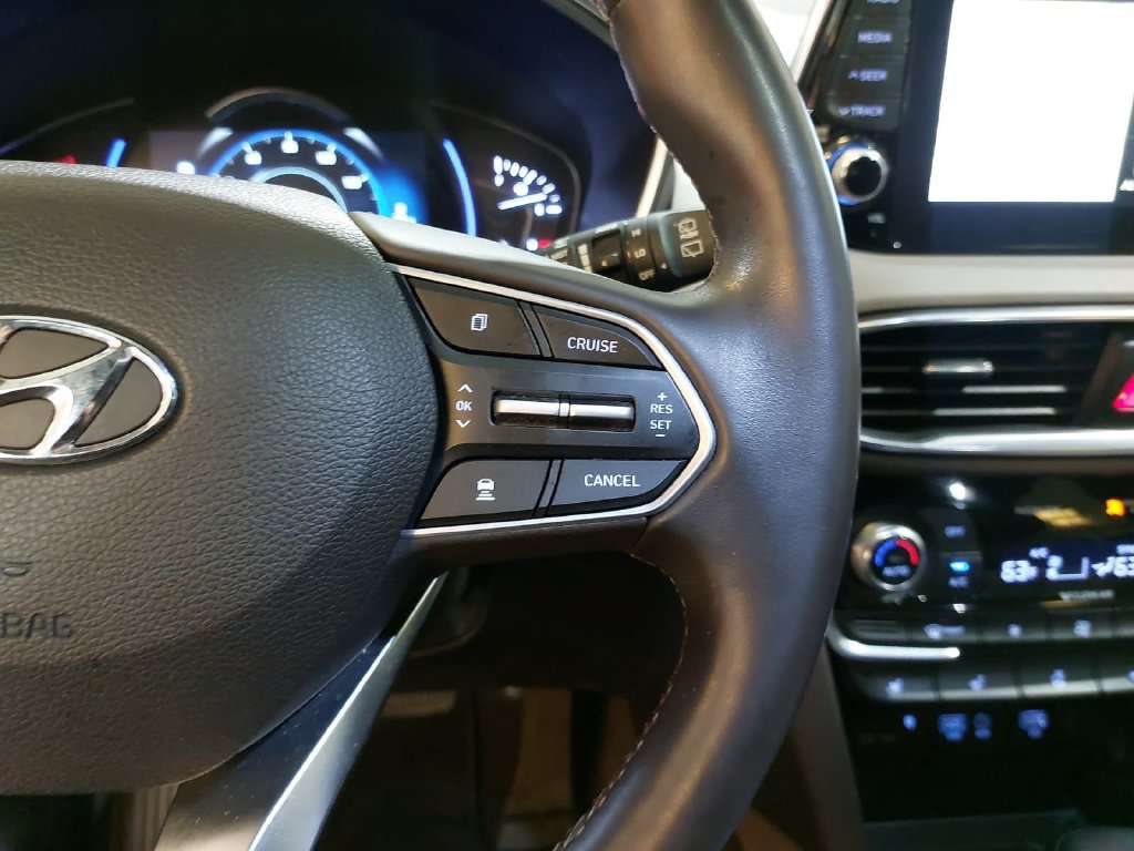 Used 2020 Hyundai Santa Fe Limited FWD image 18