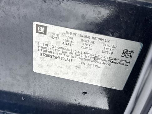 Used 2017 Chevrolet Malibu LT w/ Leather Package image 32