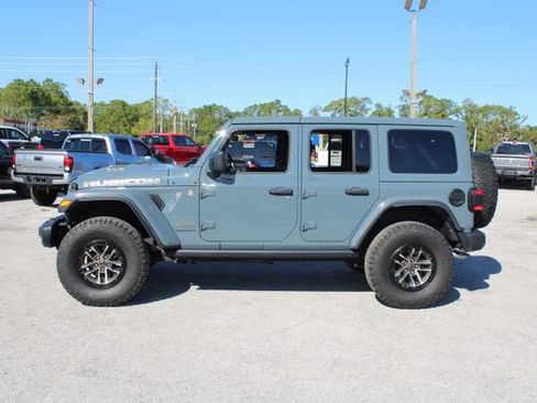 Used 2024 Jeep Wrangler Unlimited Rubicon 392 image 6