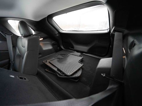 Used 2019 Jeep Cherokee Latitude Plus w/ Cold Weather Group image 24