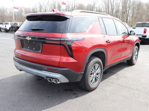 Used 2026 Chevrolet Traverse LT w/ Driver Confidence Package image 32