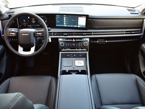 New 2025 Hyundai Santa Fe Limited FWD image 34