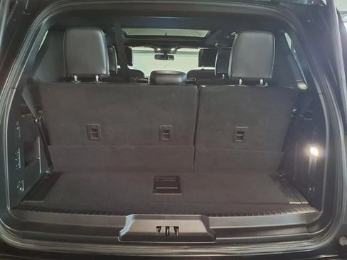 Used 2021 Ford Expedition XLT AWD/4WD image 7