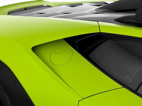 Used 2023 Lamborghini Huracan Sterrato image 39