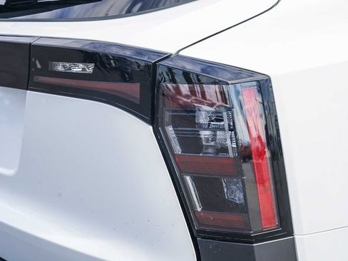 New 2026 Nissan Kicks SV image 8