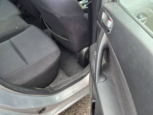 Used 2011 MAZDA MAZDA3 i Sport FWD image 10