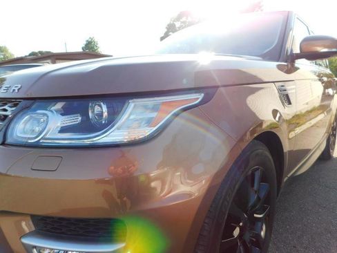 Used 2016 Land Rover Range Rover Sport HSE image 40