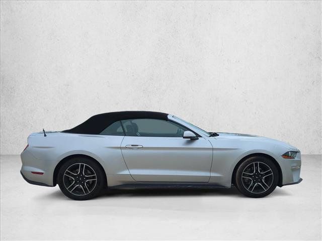 Used 2018 Ford Mustang Premium RWD image 4