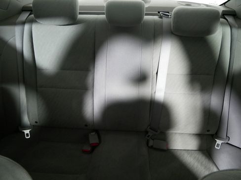 Used 2010 Honda Civic LX image 13