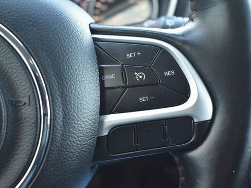 Used 2019 Jeep Compass Latitude w/ Popular Equipment Group image 20