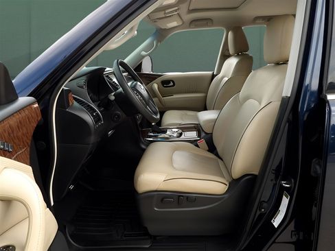 Used 2017 Nissan Armada SL w/ Moonroof Package image 13