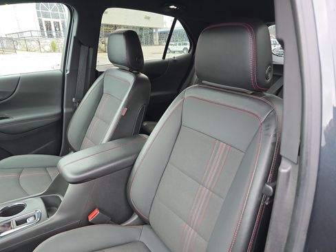 Used 2023 Chevrolet Equinox RS image 21