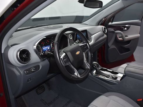 Used 2020 Chevrolet Blazer LT FWD image 13