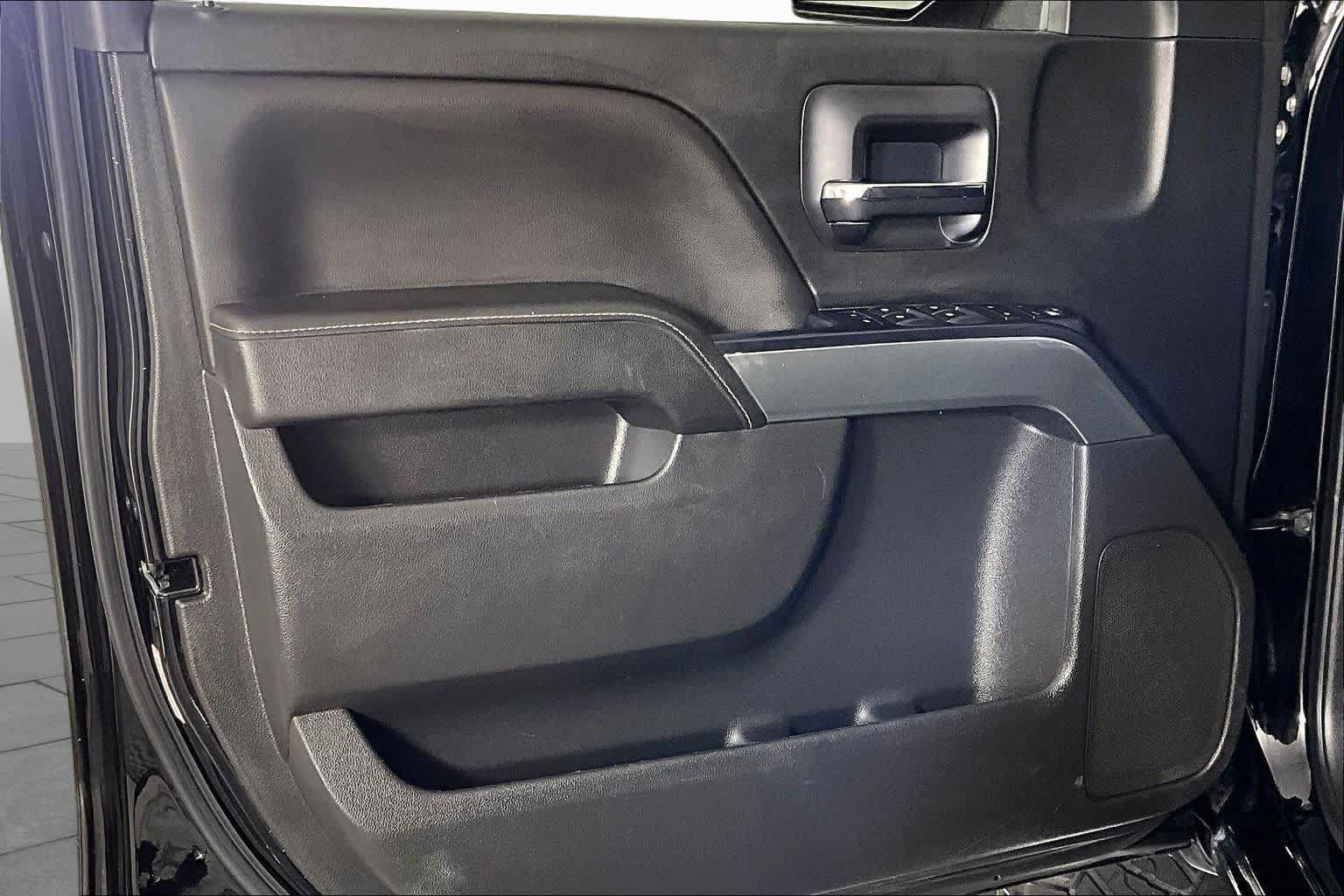 Used 2018 Chevrolet Silverado 1500 LT w/ Texas Edition RWD image 20