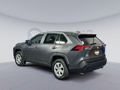 Used 2023 Toyota RAV4 LE image 4