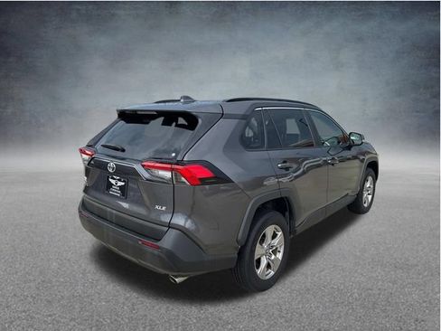 Used 2023 Toyota RAV4 XLE FWD image 9