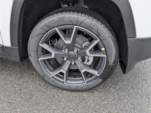 New 2026 Jeep Cherokee Overland image 5