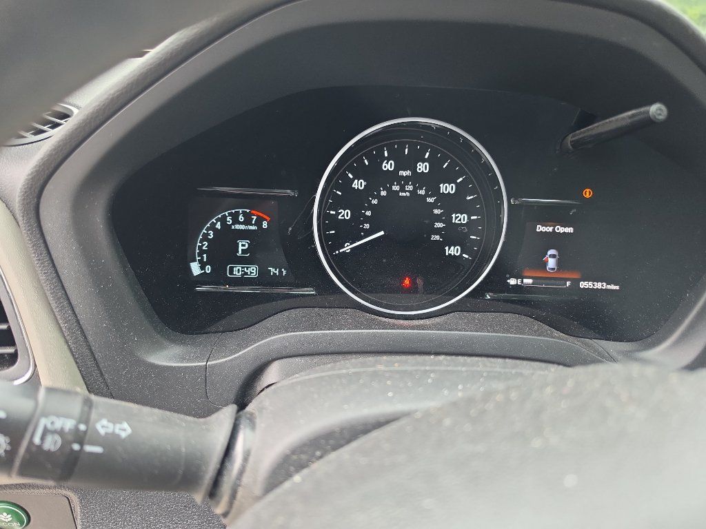 Used 2019 Honda HR-V EX image 11