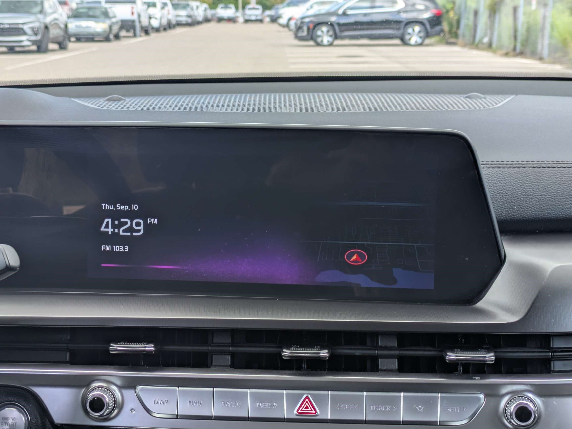 Used 2025 Kia Telluride S FWD image 16
