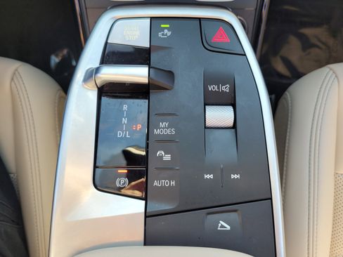 New 2025 BMW X1 xDrive28i w/ Technology Package image 24