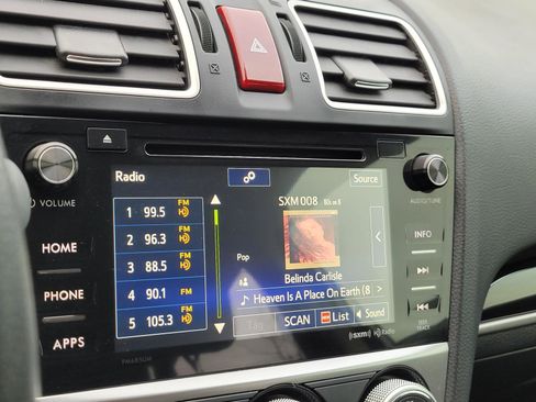 Used 2017 Subaru Crosstrek 2.0i Limited w/ Popular Package #2 image 11