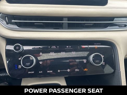 Used 2023 INFINITI QX60 Luxe w/ Performance Audio Package AWD/4WD image 13