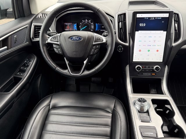Certified 2023 Ford Edge SEL w/ Convenience Package AWD/4WD image 8