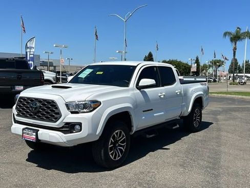 Used 2023 Toyota Tacoma TRD Sport w/ Advanced Technology Package AWD/4WD image 8