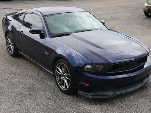 Used 2012 Ford Mustang GT Premium w/ Security Pkg RWD image 8