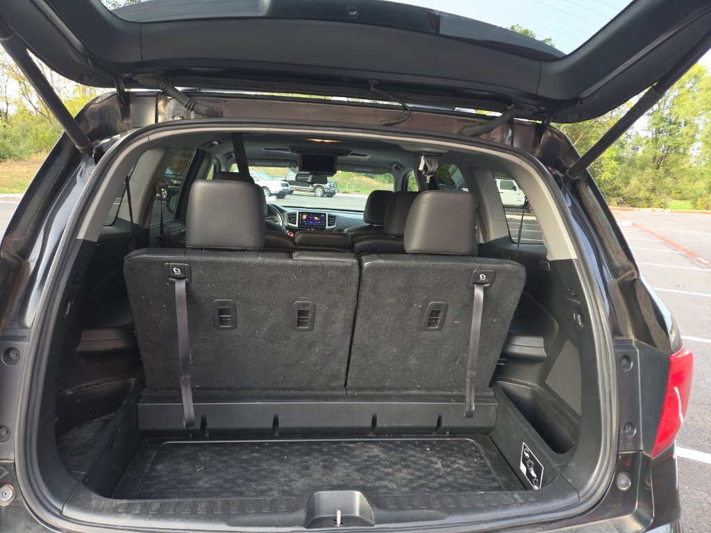 Used 2016 Honda Pilot Touring image 9