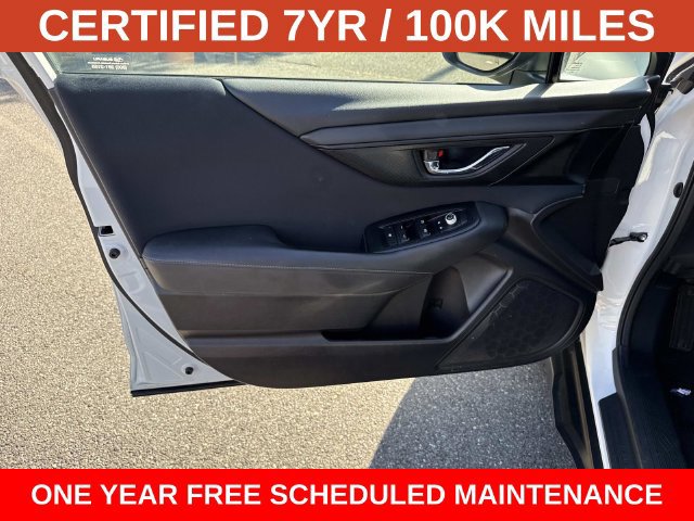Used 2025 Subaru Outback Premium AWD/4WD image 13