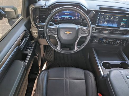 Used 2024 Chevrolet Silverado 2500 High Country w/ High Country Premium Package image 14