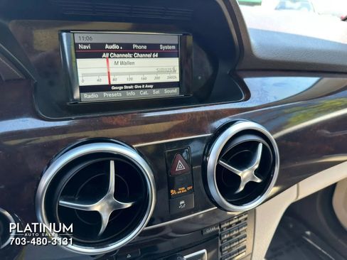 Used 2014 Mercedes-Benz GLK 350 4MATIC image 9