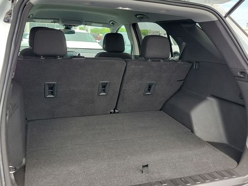 Used 2022 Chevrolet Equinox LS w/ LS Convenience Package FWD image 7