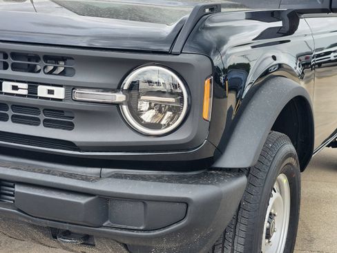 New 2026 Ford Bronco 4-Door AWD/4WD image 10
