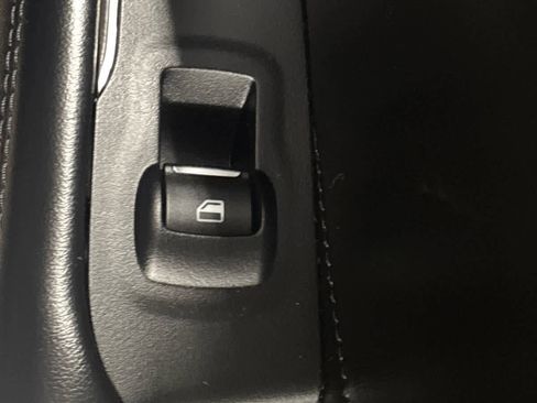 Used 2017 Lincoln MKC Premiere image 30