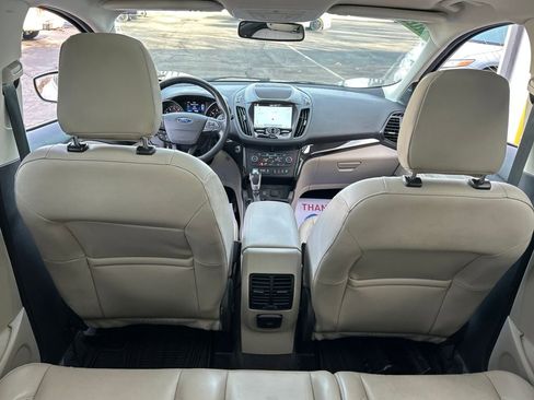 Used 2019 Ford Escape Titanium image 20