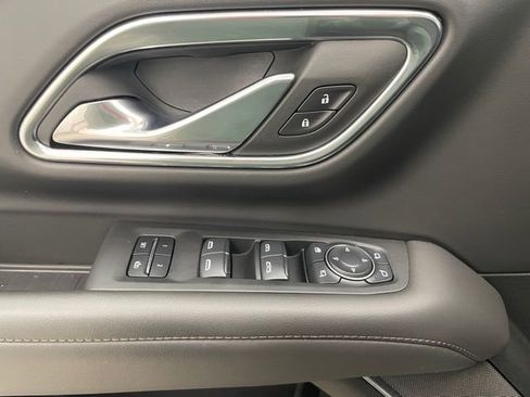 Used 2024 Chevrolet Tahoe High Country w/ Advanced Technology Package image 15