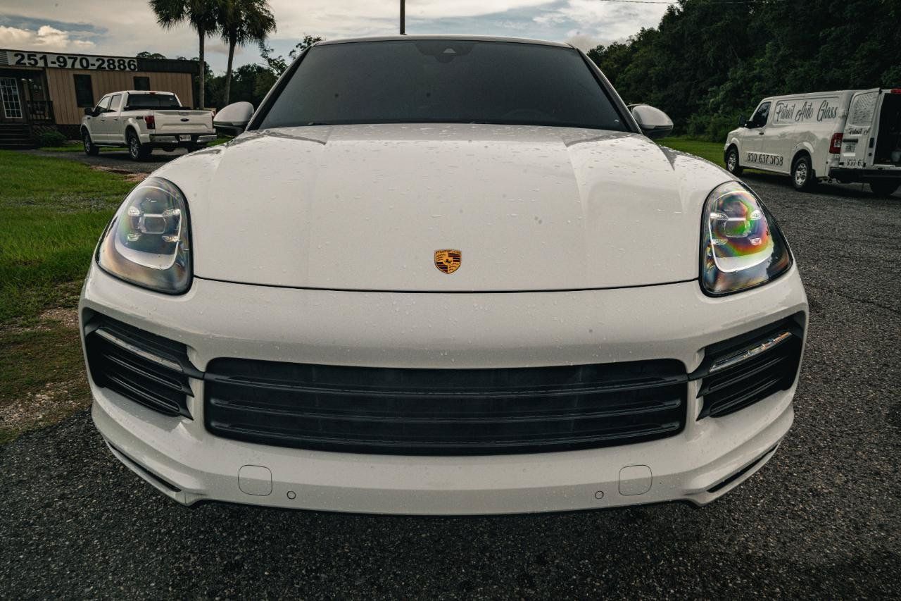Used 2021 Porsche Cayenne Coupe AWD/4WD image 4