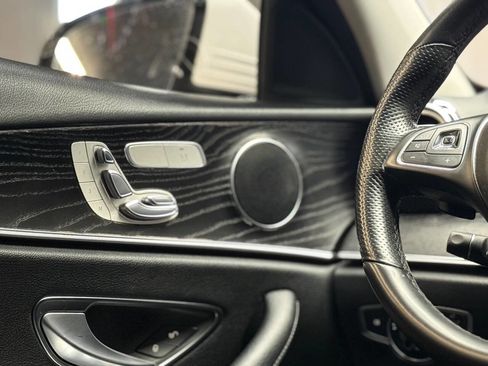 Used 2018 Mercedes-Benz E 300 image 11