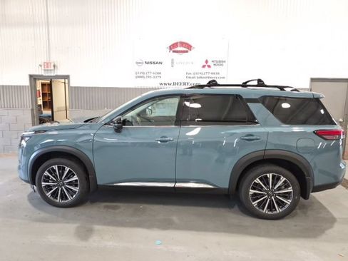 New 2026 Nissan Pathfinder Platinum AWD/4WD image 6