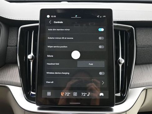 New 2026 Volvo XC90 B6 Ultra w/ Protection Package image 19