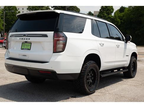 Used 2021 Chevrolet Tahoe Z71 w/ Rear Media and Nav Package AWD/4WD image 8